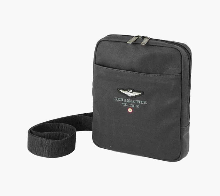 Kép Táska kereszt Aeronautica Militare Új város AM-542-01 fekete 2 L