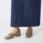 Kép Tamaris 1-24316-43-341 Női taupe színű loaferek