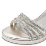 Kép Tamaris 1-28390-46-957 Női szandál sarkú, ezüst színű