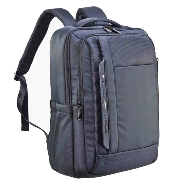 Kép Batoh Aeronautica Militare Airspace USB AM-514-01 černá 16 L