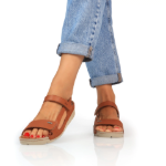Kép Batz Miri Cognac női egészségügyi szandálok